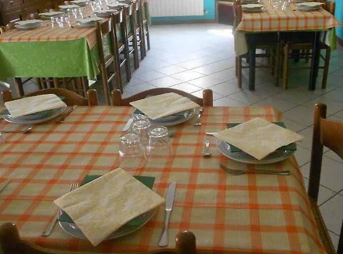 Agriturismo Crosta 农家乐