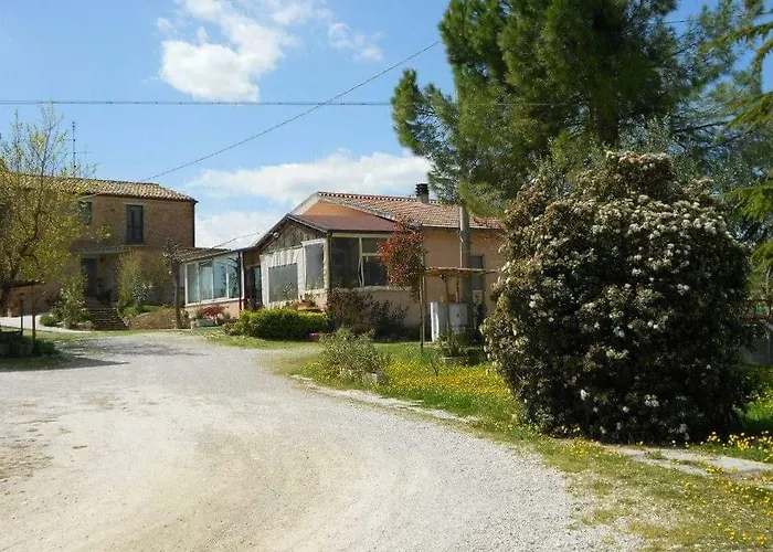 Agriturismo Crosta 农家乐 *